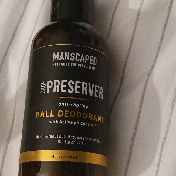 NEW! Men's MANSCAPED Hygiene Set - Picture 3 of 11
